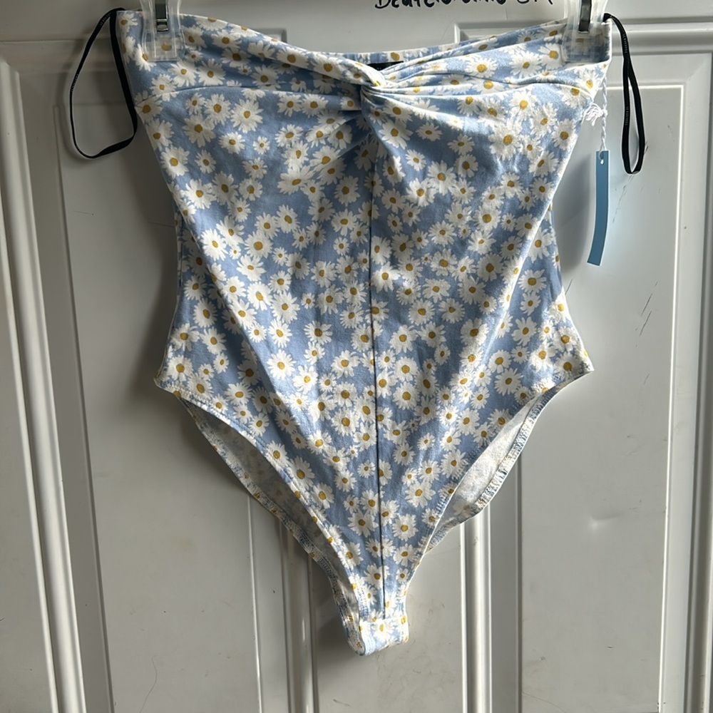 Onesie / Daisy top